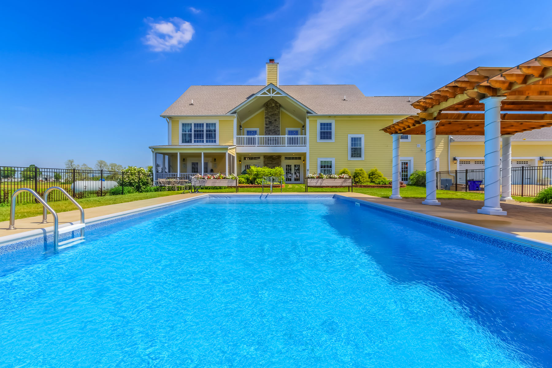 Real Estate Photography Lexington KY Pool Photos KRanchev Photography