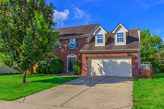 Homes for Sale in Lexington KY | 412 Perry Dr. Nicholasville, KY 40356 | Photos by KRanchev Photography, LLC | The Best Real Estate Photography Services in Lexington, KY | Listing Agent: Thomas E. White | Agency: White Realty, LLC | $174,900  | 4 Beds  |  3 Baths  |  2,254 Sq. Ft.| MLS#1512399 | Lovely 4 bedroom, 2 1/2 bath home with numerous amenities! Vaulted ceiling in great room, gas log fireplace; Kitchen has ceramic tile, pantry, breakfast bar and stainless steel appliances; formal dining with tray ceiling; master bedroom with vaulted ceiling, walk-in closet, and spacious master bath. One of the other 3 bedrooms also ...